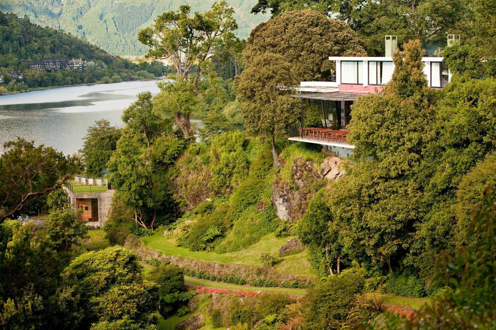 Hotel Antumalal Pucón